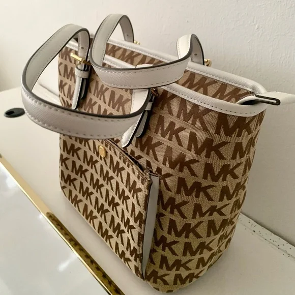 Michael Kors Brown Signature bag Monogram Tote Gold Hardware and White Trim NEW - Picture 6 of 13